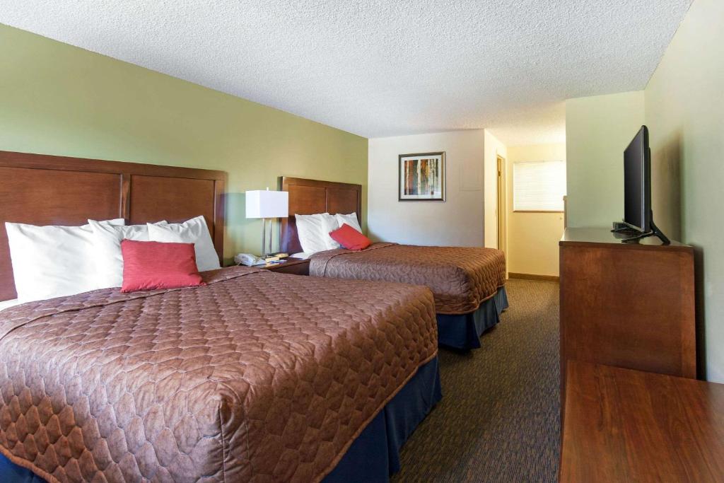 Popular attractions Area Nearby Property